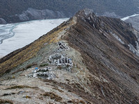 shelters for yak herders in case of bad weather
