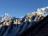 Langtang Lirung (7225 m)