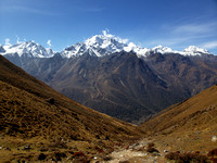descending toward Naya Kang (5844 m)